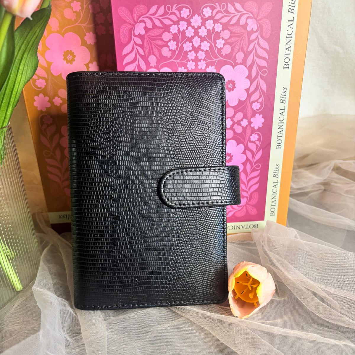 A6 Lizard Binder